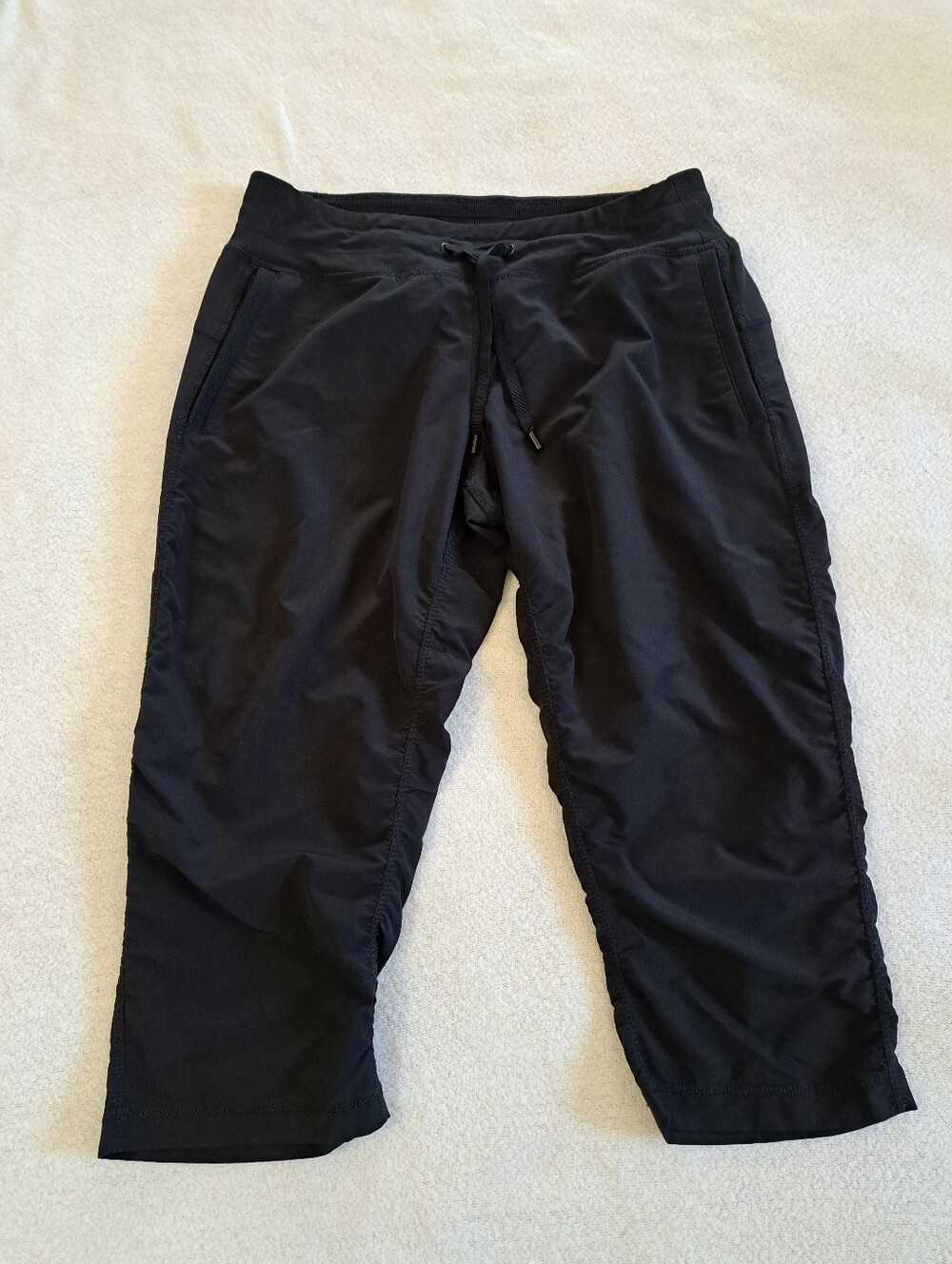 Kirkland Signature Black Active Capris Woven Stretch Ruched Casual Size Medium